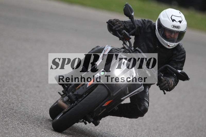 /Archiv-2025/10 23.04.2025 Cornu Master School ADR/gruen-vert/9